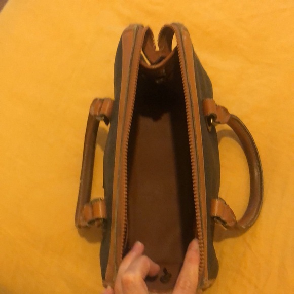 Vintage Dooney & Bourke Handbag - Picture 9 of 14